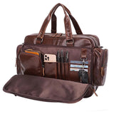 本革製ビジネスバッグ_Cのフロントポケットにスマホやカードを収納。整理整頓しやすいビジネス向け設計。