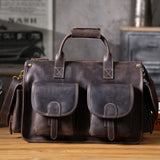クレイジーホースレザー ショルダーバッグの正面アップ画像